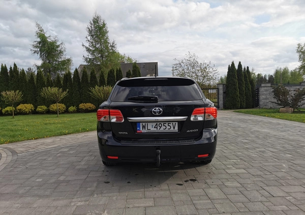 Toyota Avensis cena 44900 przebieg: 213000, rok produkcji 2014 z Miłakowo małe 191
